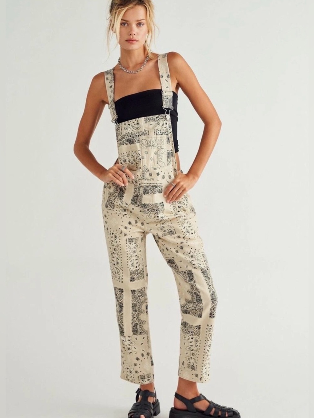 Free People Bandana Paisley Overalls pants size Small boho EUC